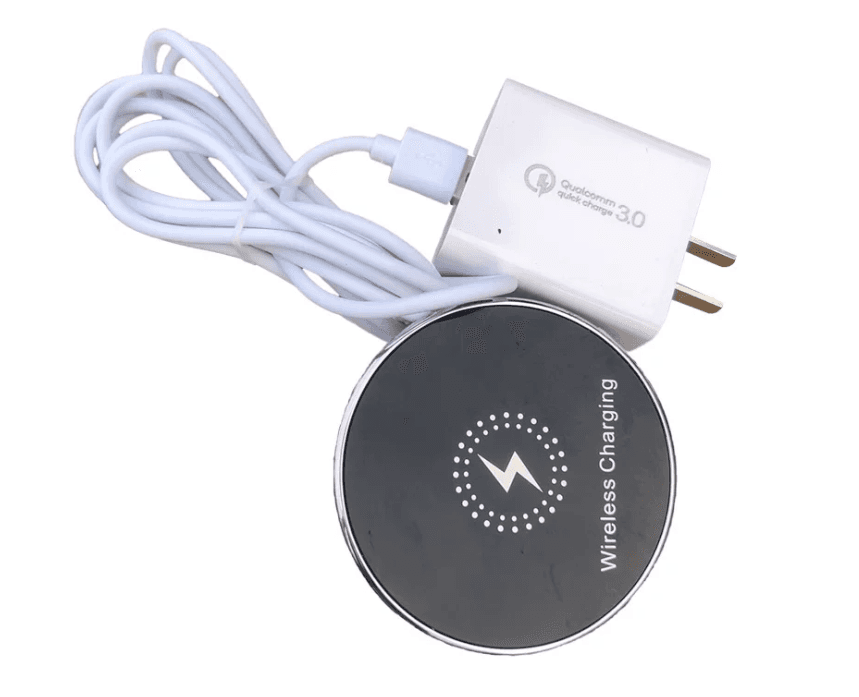 Wireless charging pad with QC 3.0 adapter